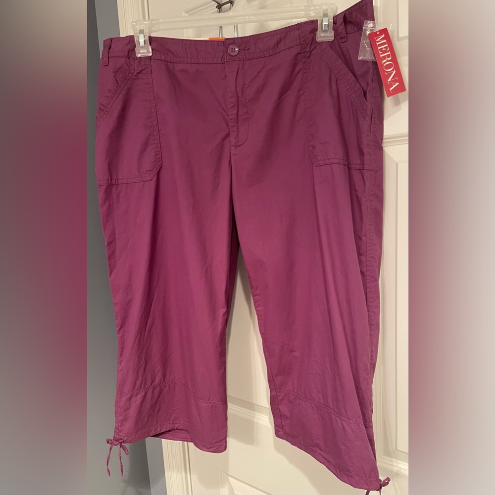 Women’s Merona, Size 16, Cropped Pants